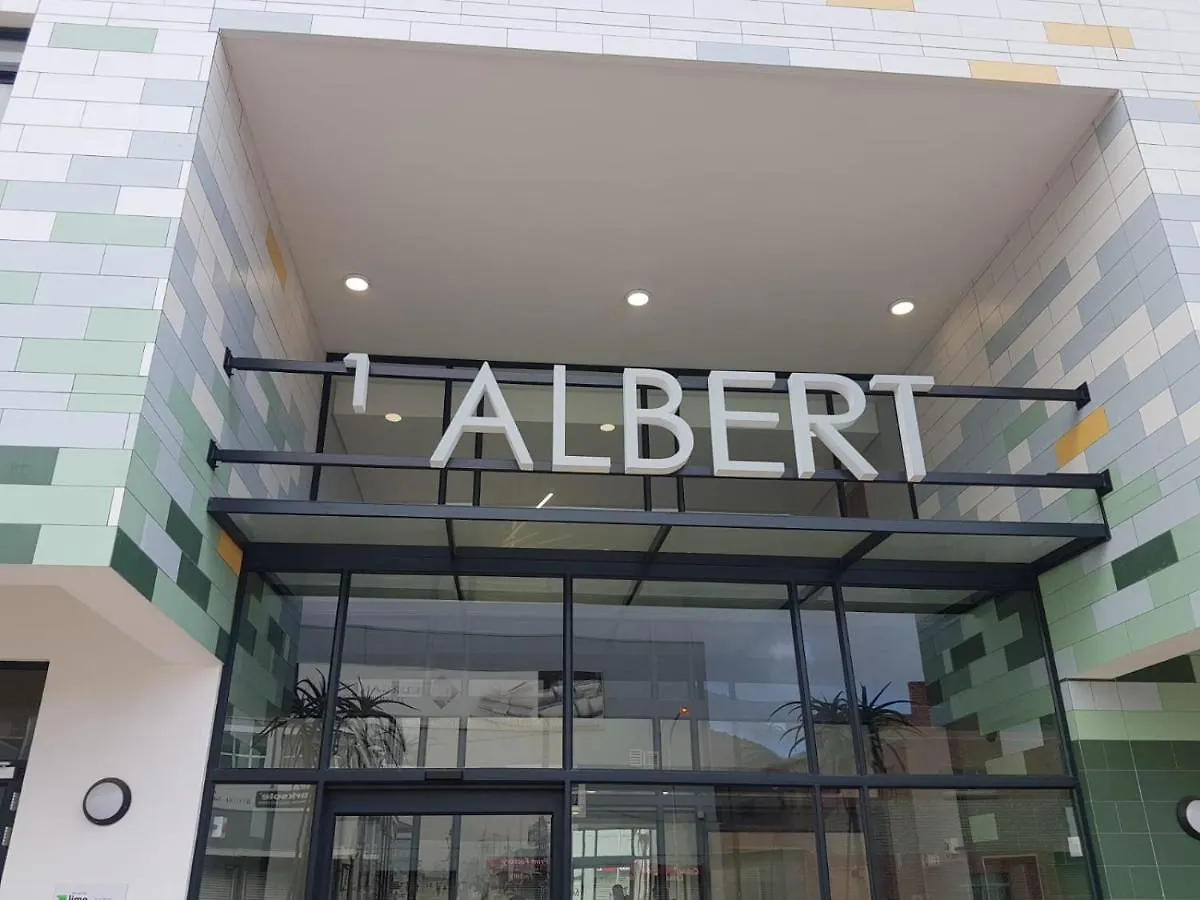 2 X Separate Studio Apartments Cape Town